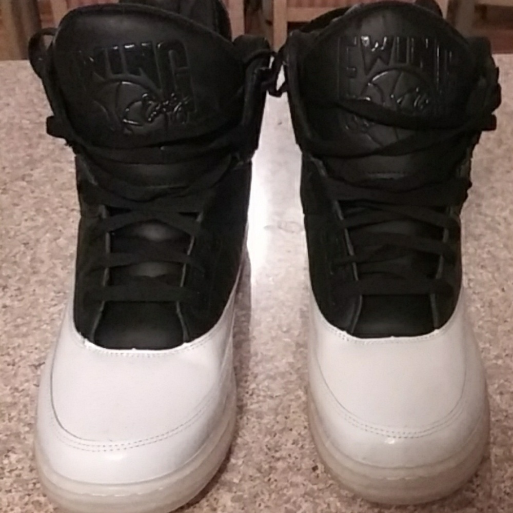 EWING. SNEAKERS